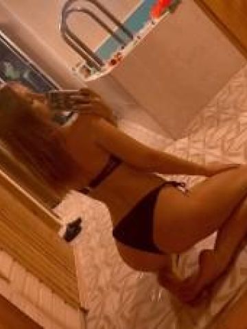 Роксана Мяу